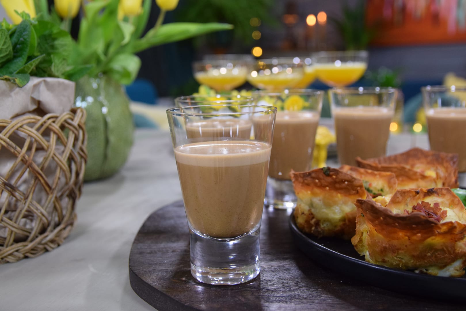 brunch,food,cup,glass,cafeteria,restaurant,plate,juice,bread,plant