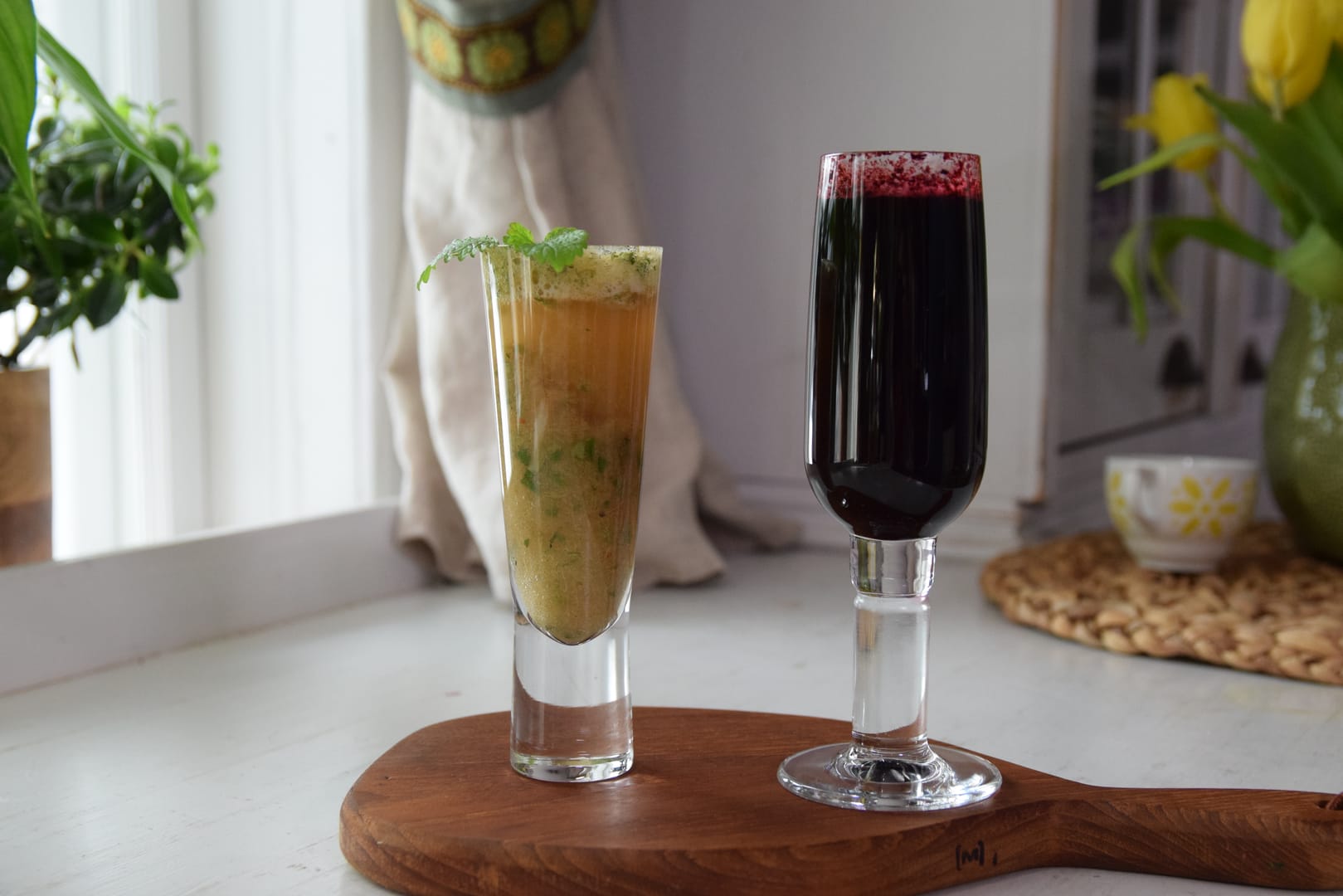 glass,herbs,plant,goblet,alcohol,beverage,cocktail,cup,juice,person